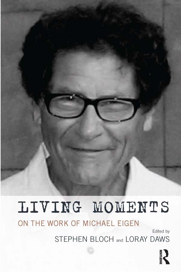 Living Moments by Loray Daws, Stephen Bloch