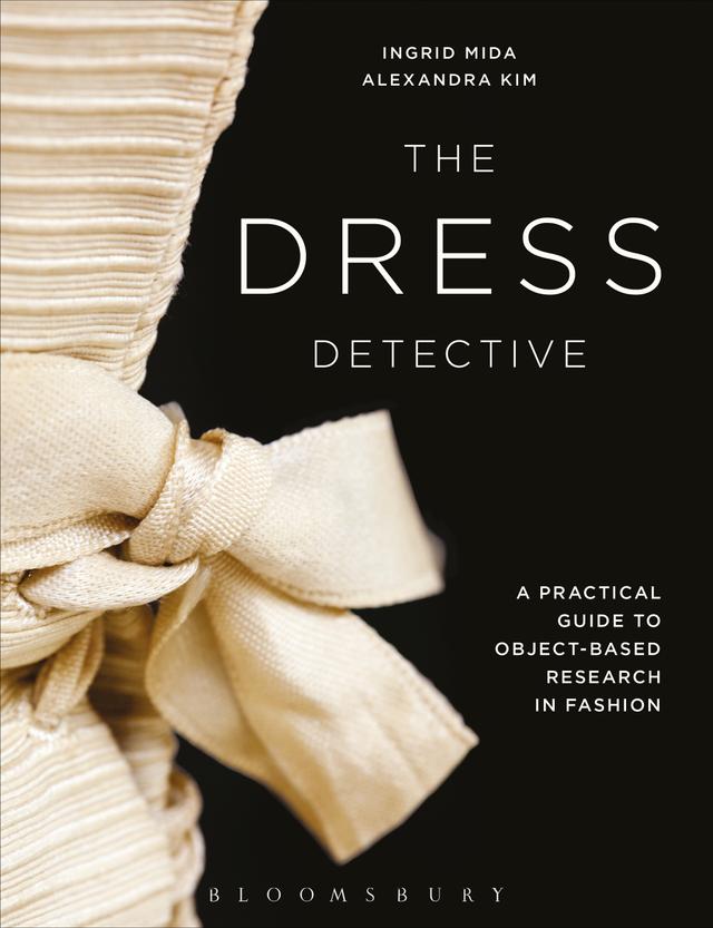 The Dress Detective by Alexandra Kim, Ingrid E. Mida