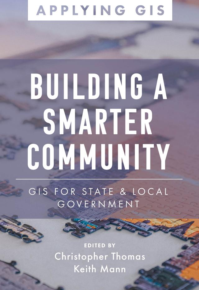 Building a Smarter Community by Christopher Thomas, Keith Mann
