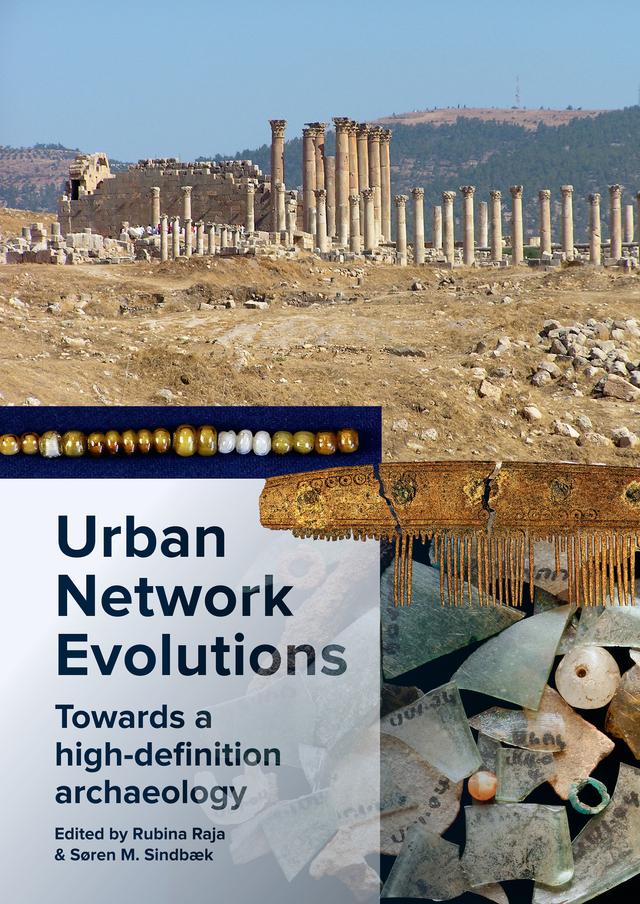 Urban Network Evolutions by Rubina Raja, Soren M. Sindbaek